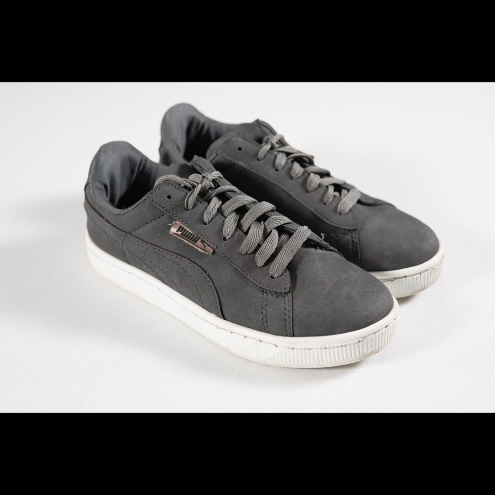 Casual Puma Sneakers